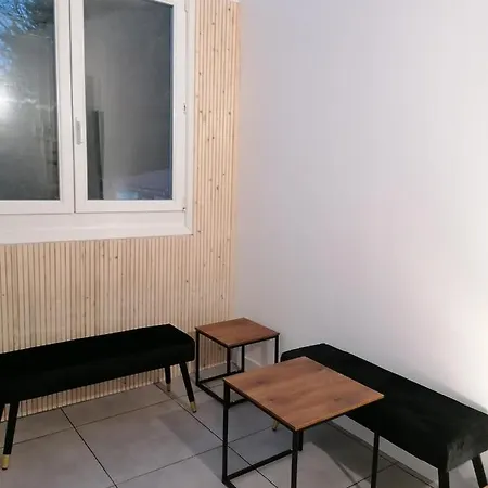 Chez Stephanie Rang-du-Fliers